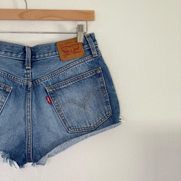 Levi’s 501 High Waist Denim Cutoff Jean Short Blue Explorer 27 - Picture 7 of 13